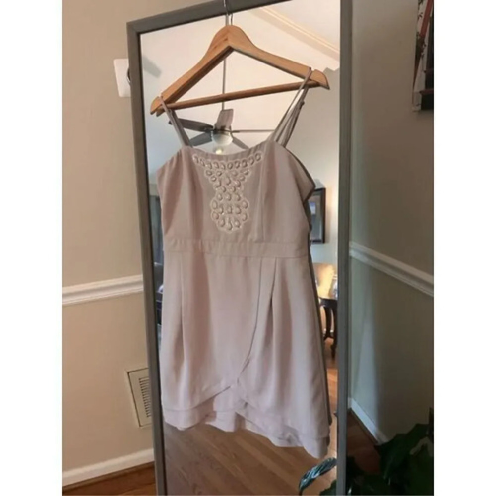 Esley Anthropologie Crème Shift Dress Size Large‎